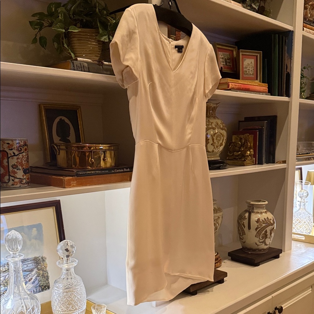 Theory Cream V-Neck Short Mini Dress - Picture 10 of 11
